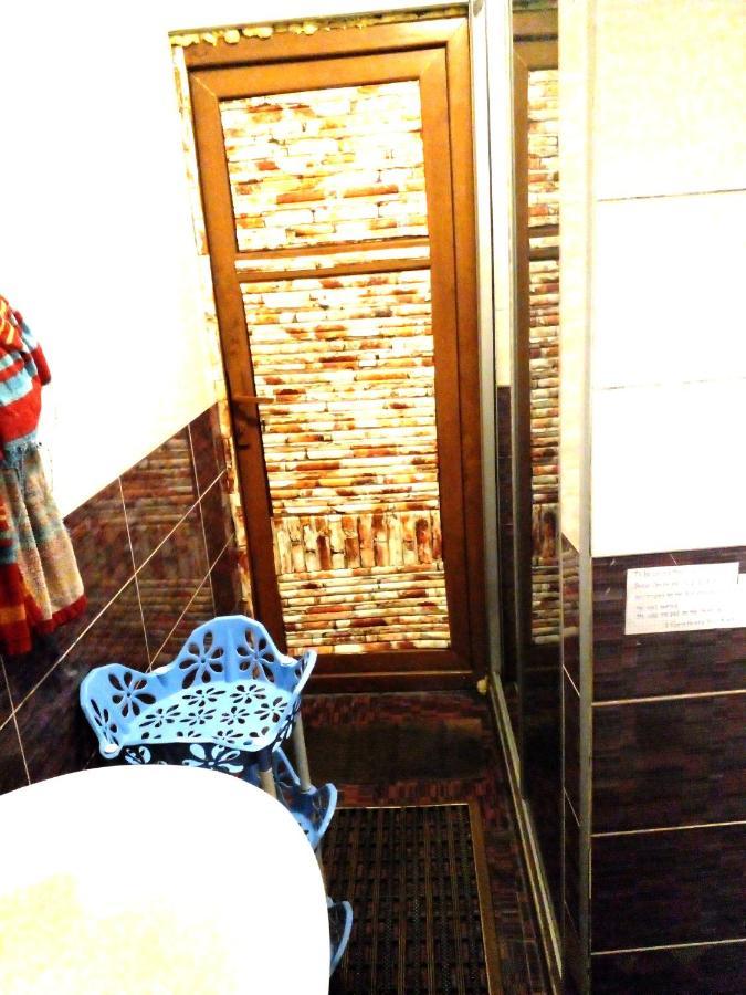 Blue Hostel - Check Message After Booking Tiflis Exterior foto